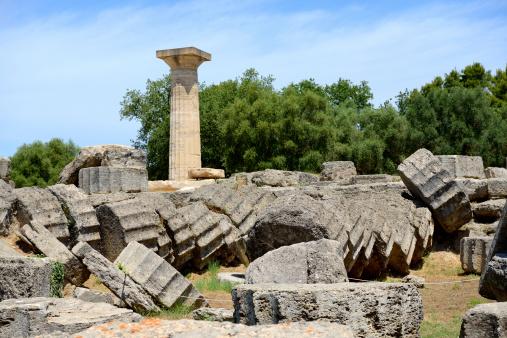 Runas do Templo de Zeus, em Olmpia. (Fonte: Getty Images/Reproduo)