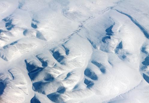 Maioria dos materiais genéticos mais antigos do mundo coletados por pesquisadores foram encontrados na permafrost. (Fonte: Getty Images)