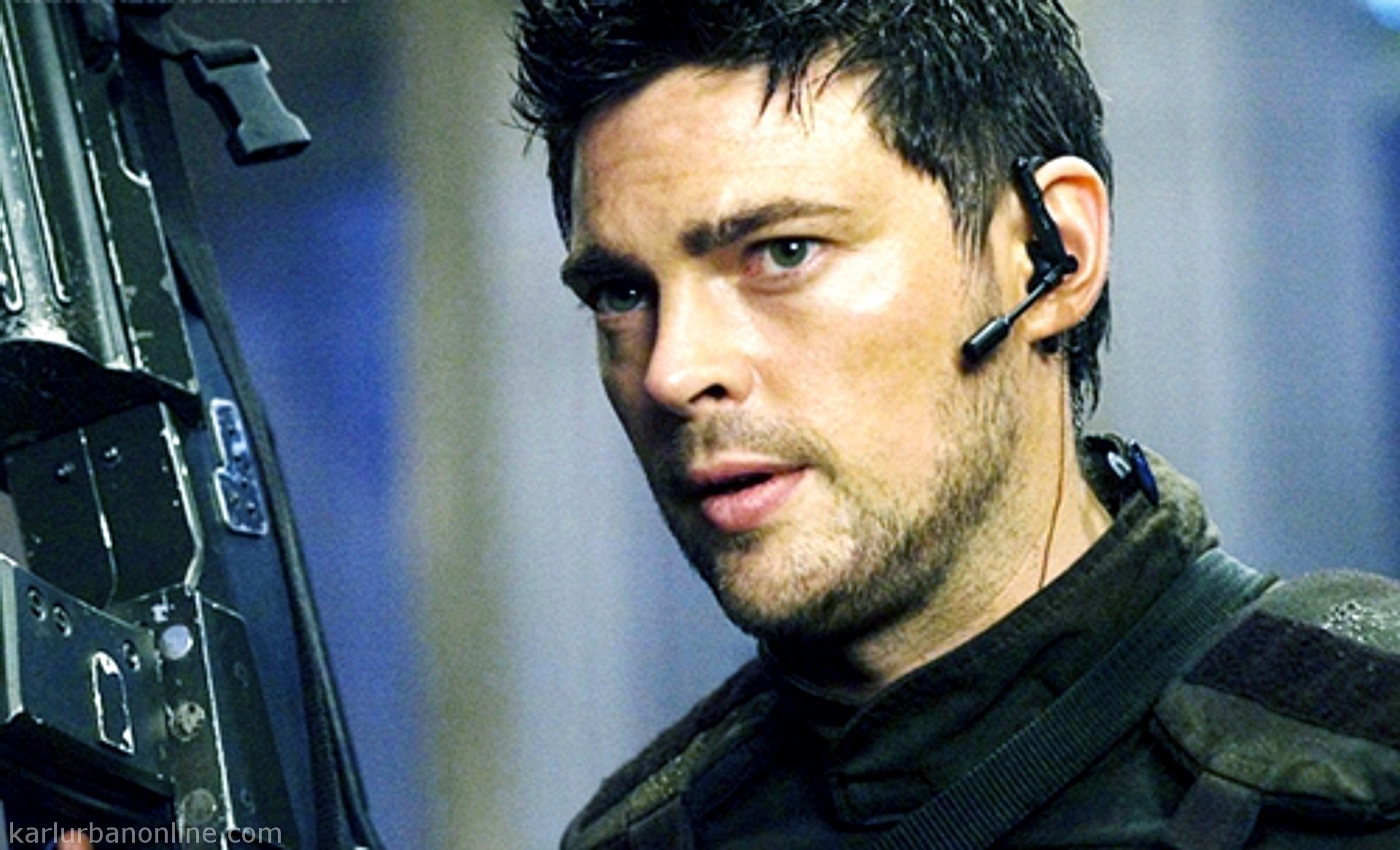 Karl Urban em Doom:
