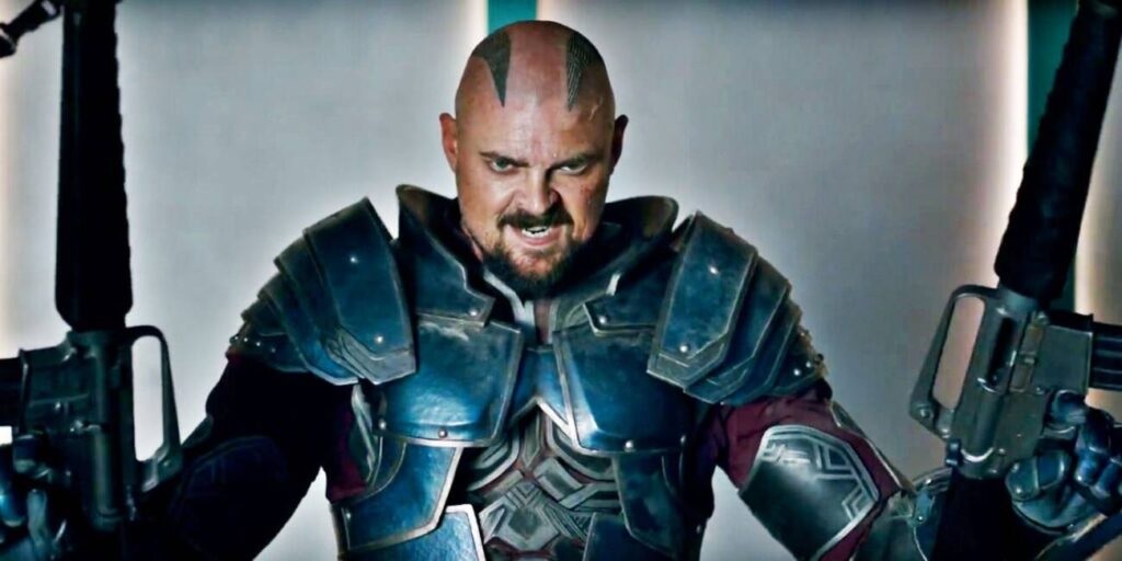 Karl Urban como