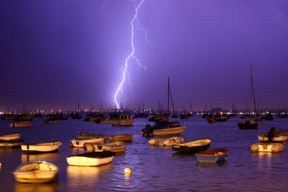 Pesca foi considerada a atividade com maior probabilidade de alguém ser atingido por um raio. (Fonte: Getty Images)