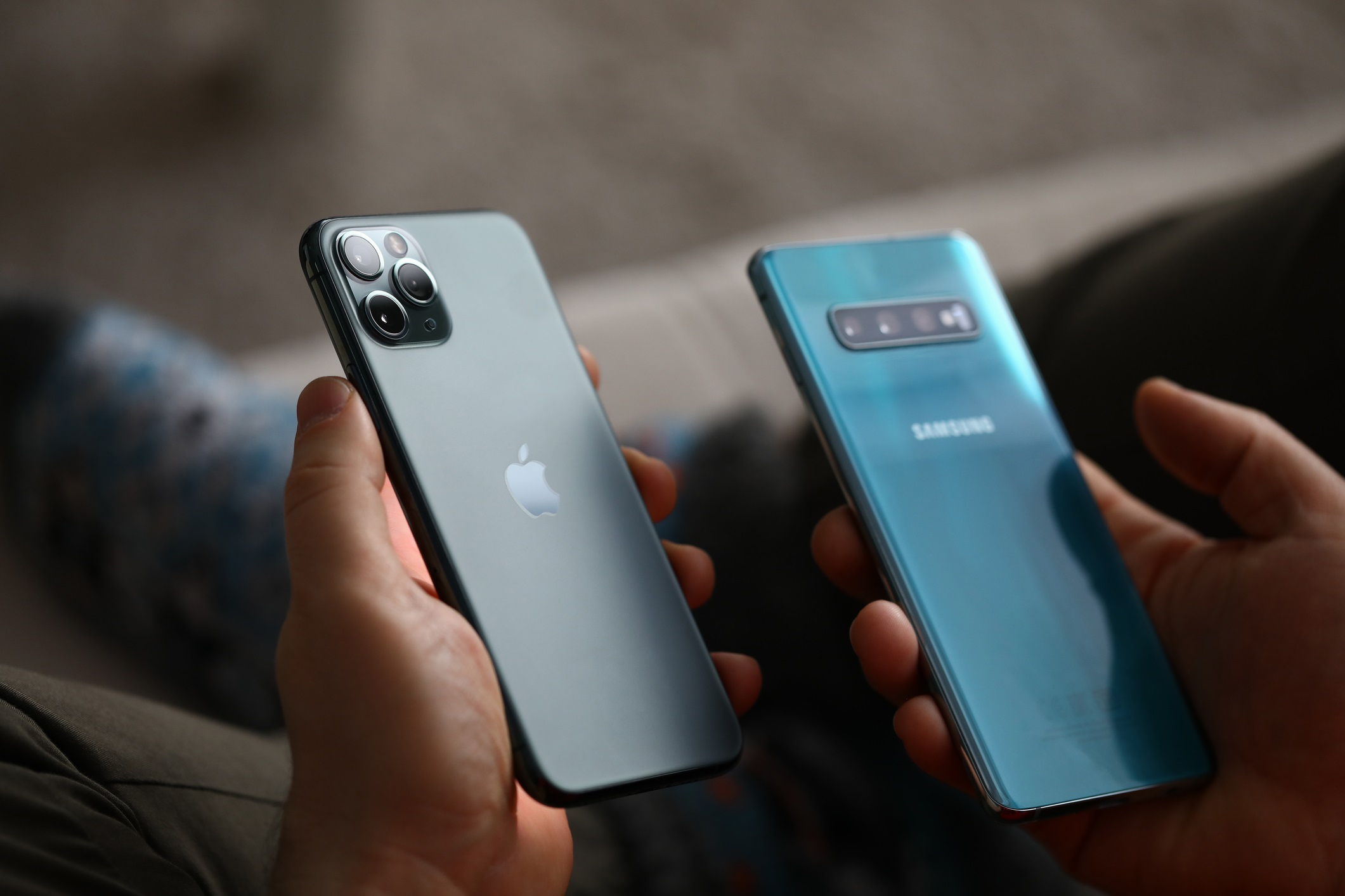 Apple e Samsung dominam lista de celulares mais vendidos nos últimos meses