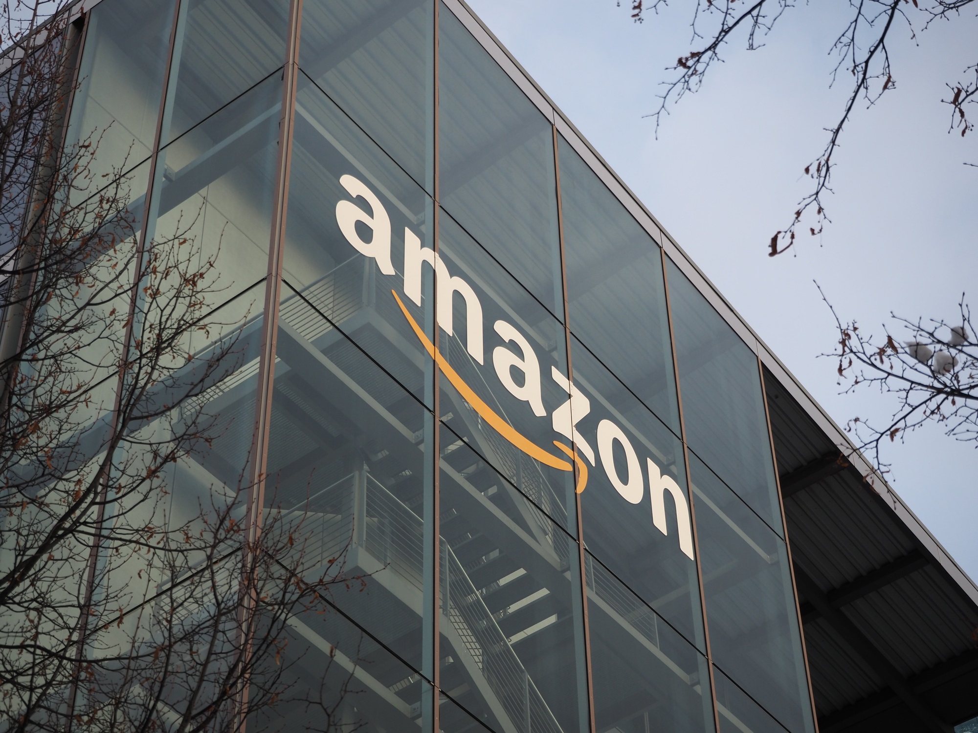 Atentado contra Donald Trump impactou vendas da Amazon, diz executivo