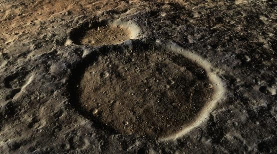 Durante o longo dia lunar, a água se desprende do regolito. (Fonte: Getty Images/Reprodução)