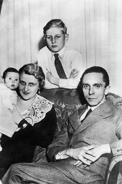 Goebbels e a esposa mataram os próprios filhos. (Fonte: GettyImages/ Reprodução)