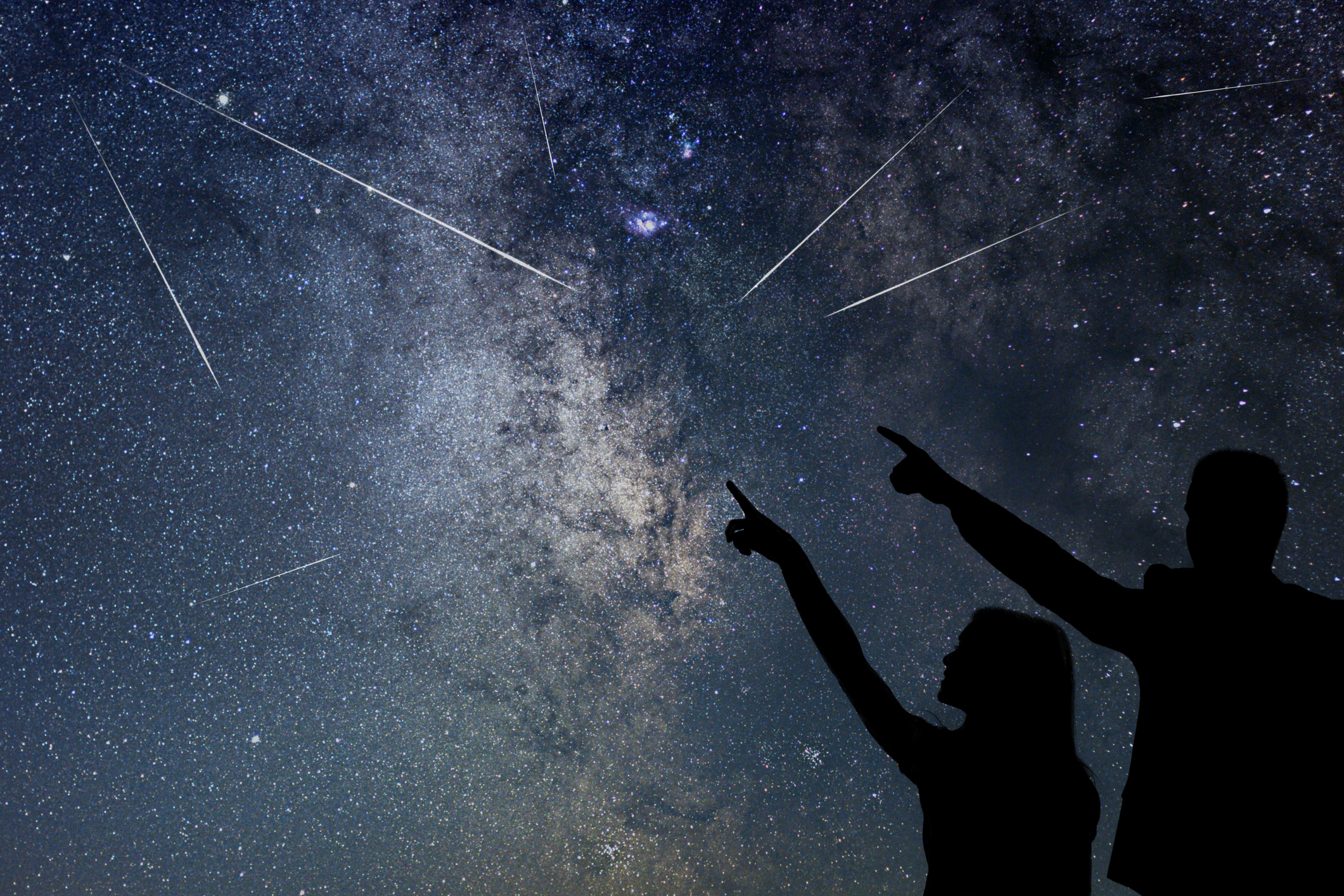 Chuva de meteoros Perseidas chega ao auge; saiba como observar o fenômeno