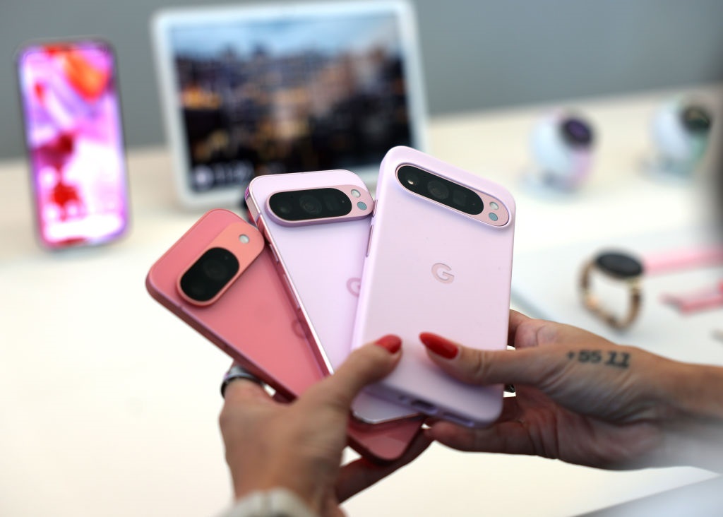 Google ameaça cancelar parceria com influencers que não gostam do Pixel; entenda