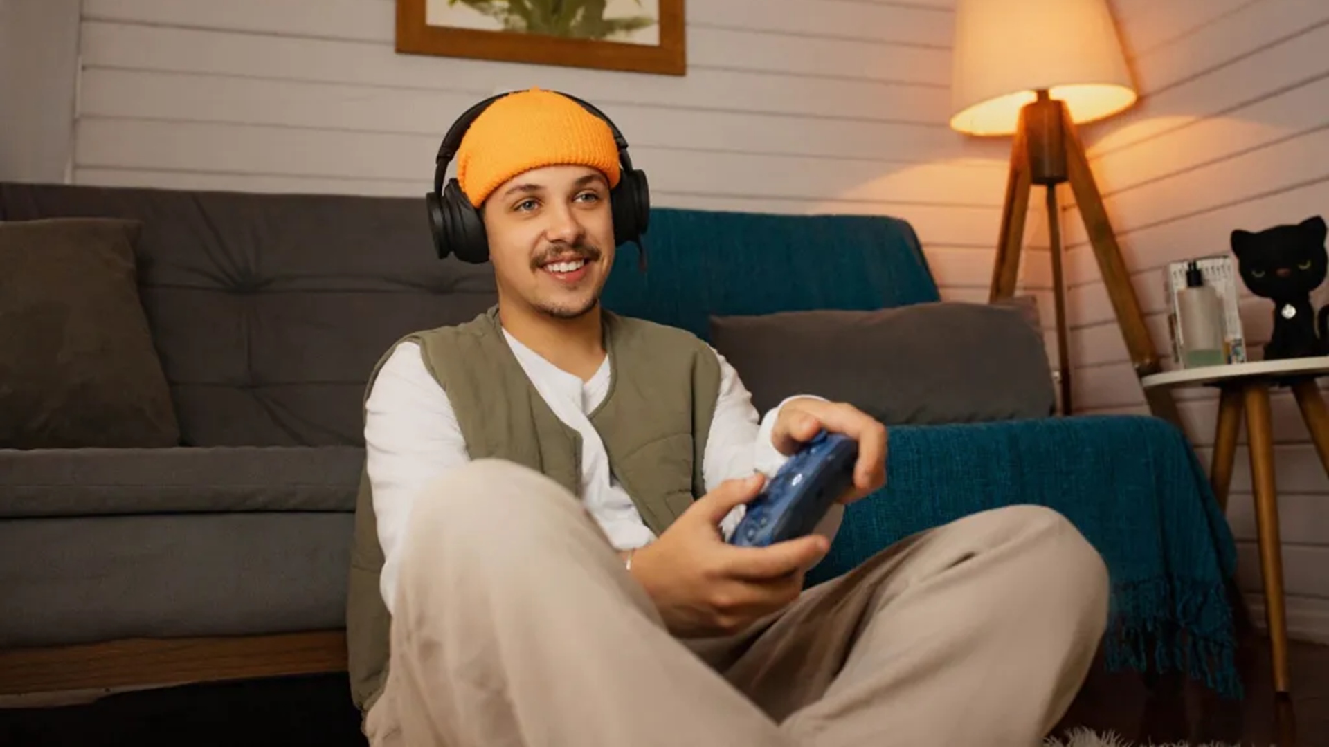 New Xbox wireless headset will be compatible with consoles, PC and smartphones.