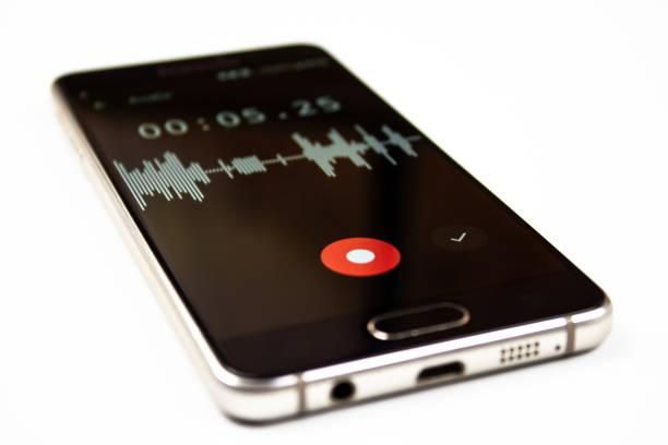 Como limpar o alto-falante do celular?