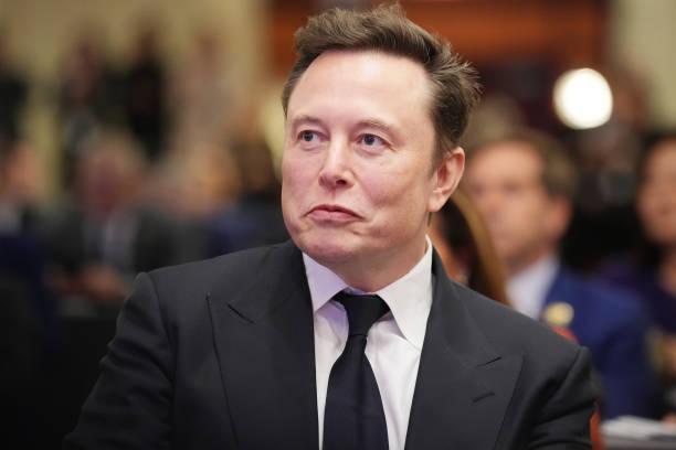 Elon Musk é a primeira pessoa a ter um patrimônio de mais de US$ 400 bilhões