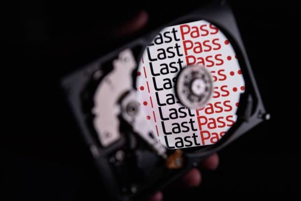 Hacker rouba US$ 5,36 mi em criptomoedas aproveitando vazamento do LastPass