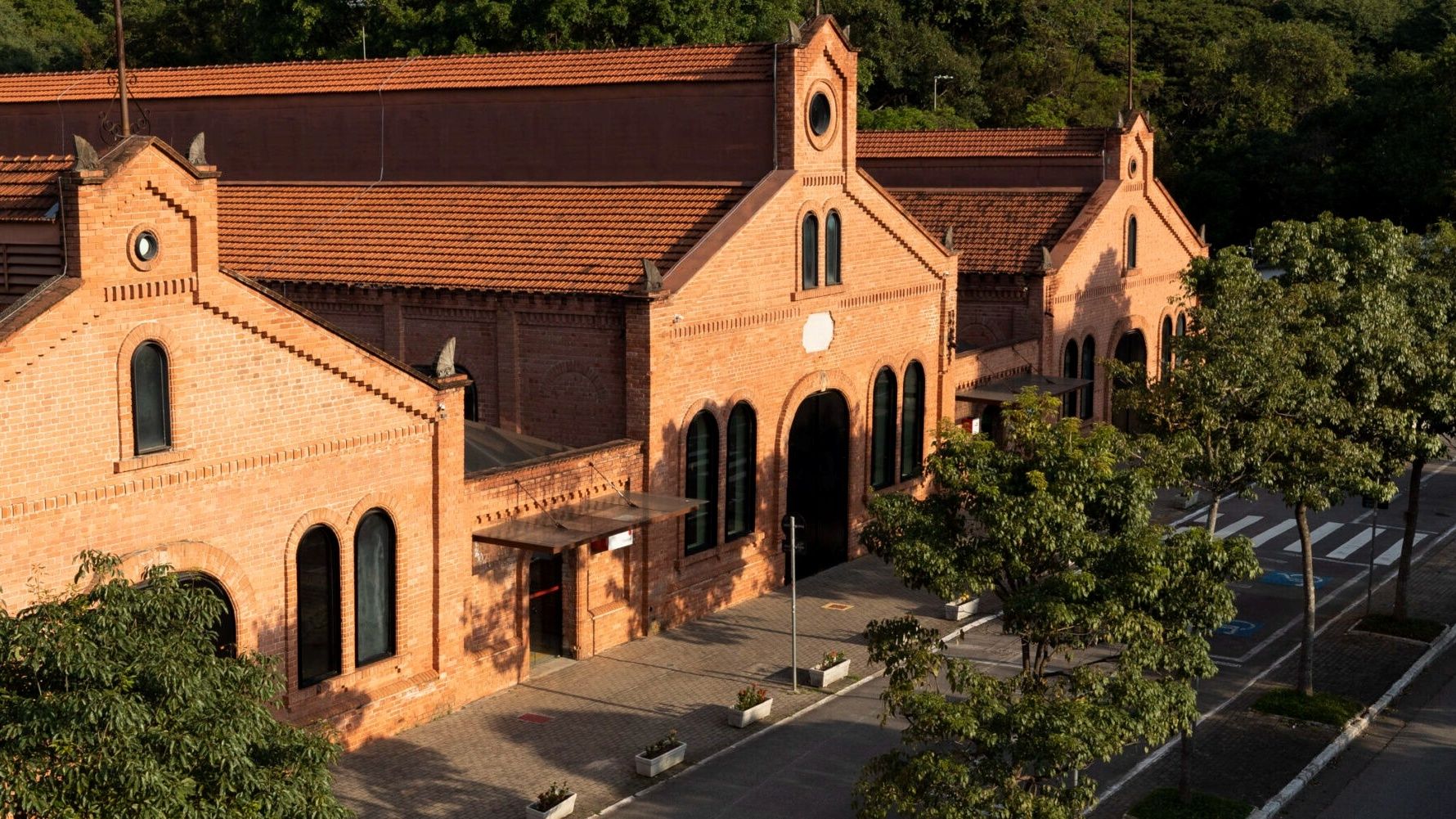 Netflix investe R$ 5 milhões para modernizar a Cinemateca Brasileira