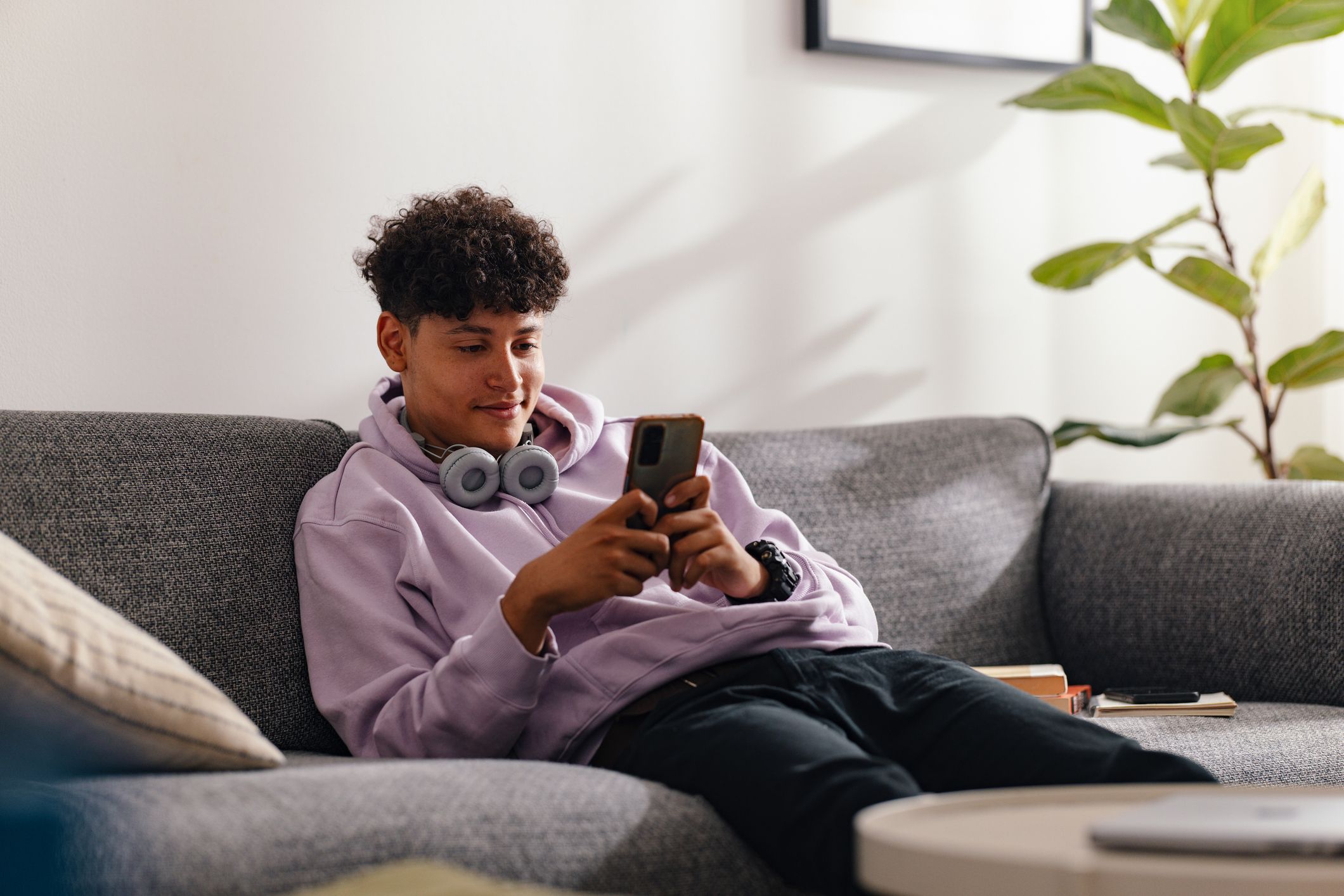 Adolescentes não poderão fazer lives no Instagram; confira novas regras
