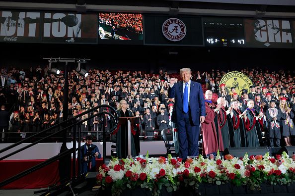 Trump corta verbas da ciência e põe em risco o futuro do planeta