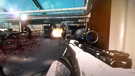 O clássico de estratégia transformado em um FPS mediano