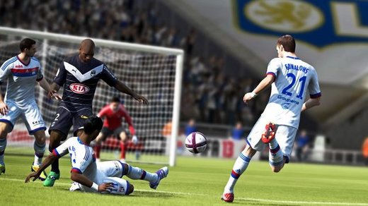 “A jogabilidade de FIFA estagnou”, afirma diretor de Pro Evolution Soccer