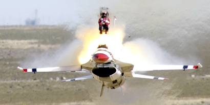 Imagem de: 7 mitos e verdades sobre quedas de avião