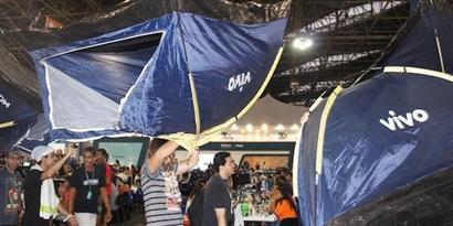 Imagem de: Campuseiros protestam contra falta de segurança na Campus Party Brasil 2012