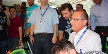 Imagem de: Geraldo Alckmin marca presença na Campus Party