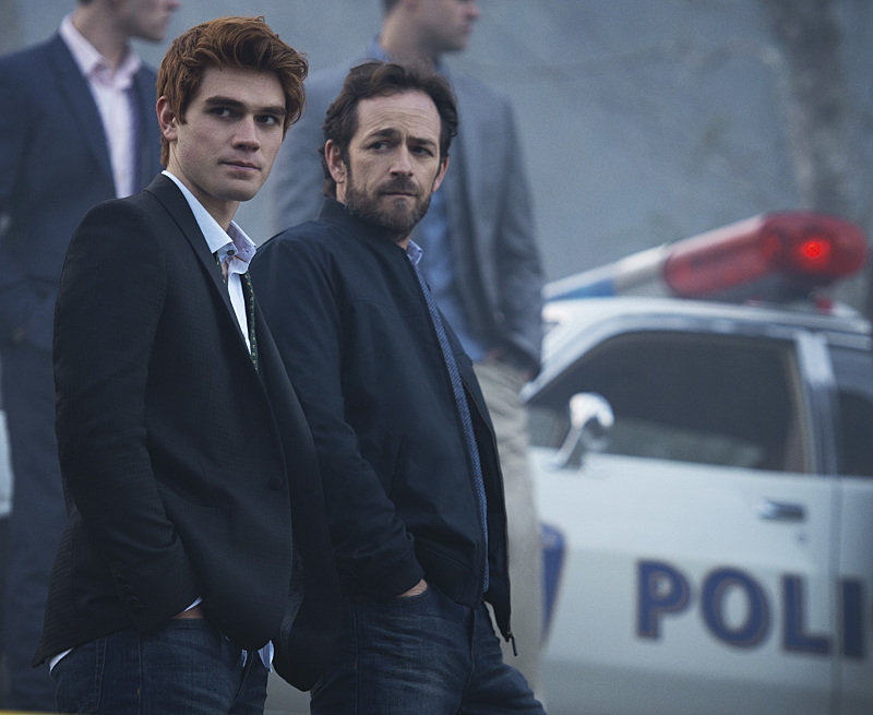 Imagem de: Estreia de Riverdale: sinopse detalhada, cenas e imagens do 1º episódio da série