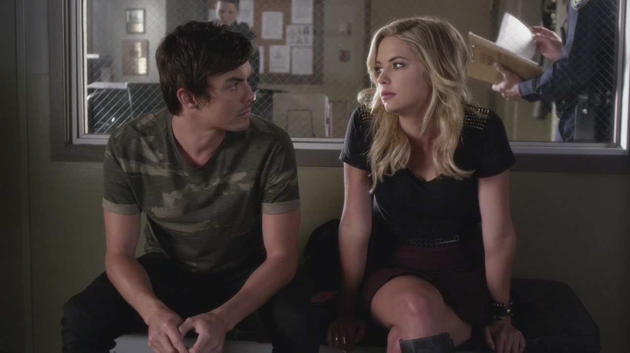 Pretty Little Liars Hanna E Caleb