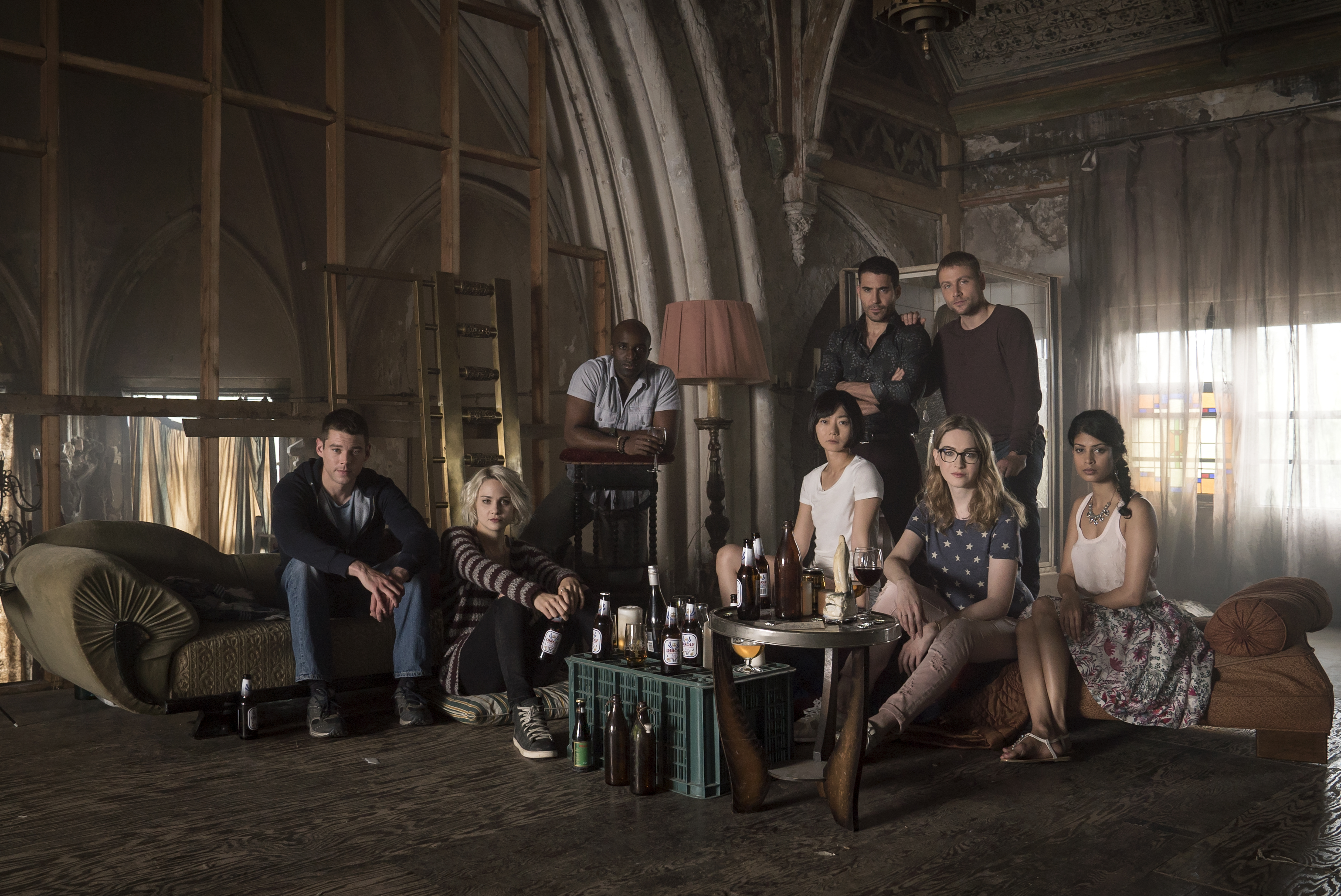 Imagem de: Séries na Semana: estreia da 2ª temporada de Sense8, e os primeiros season finales na TV!