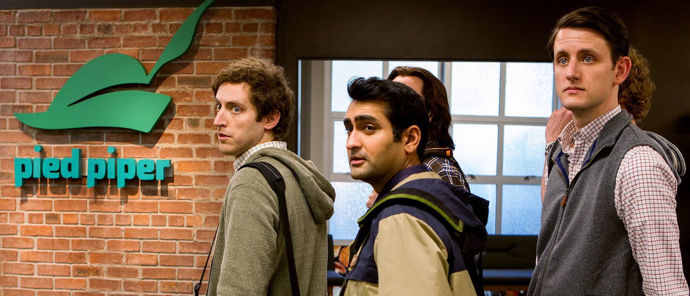 Imagem de: Silicon Valley: adoção forçada e marketing agressivo no trailer do episódio 4x09