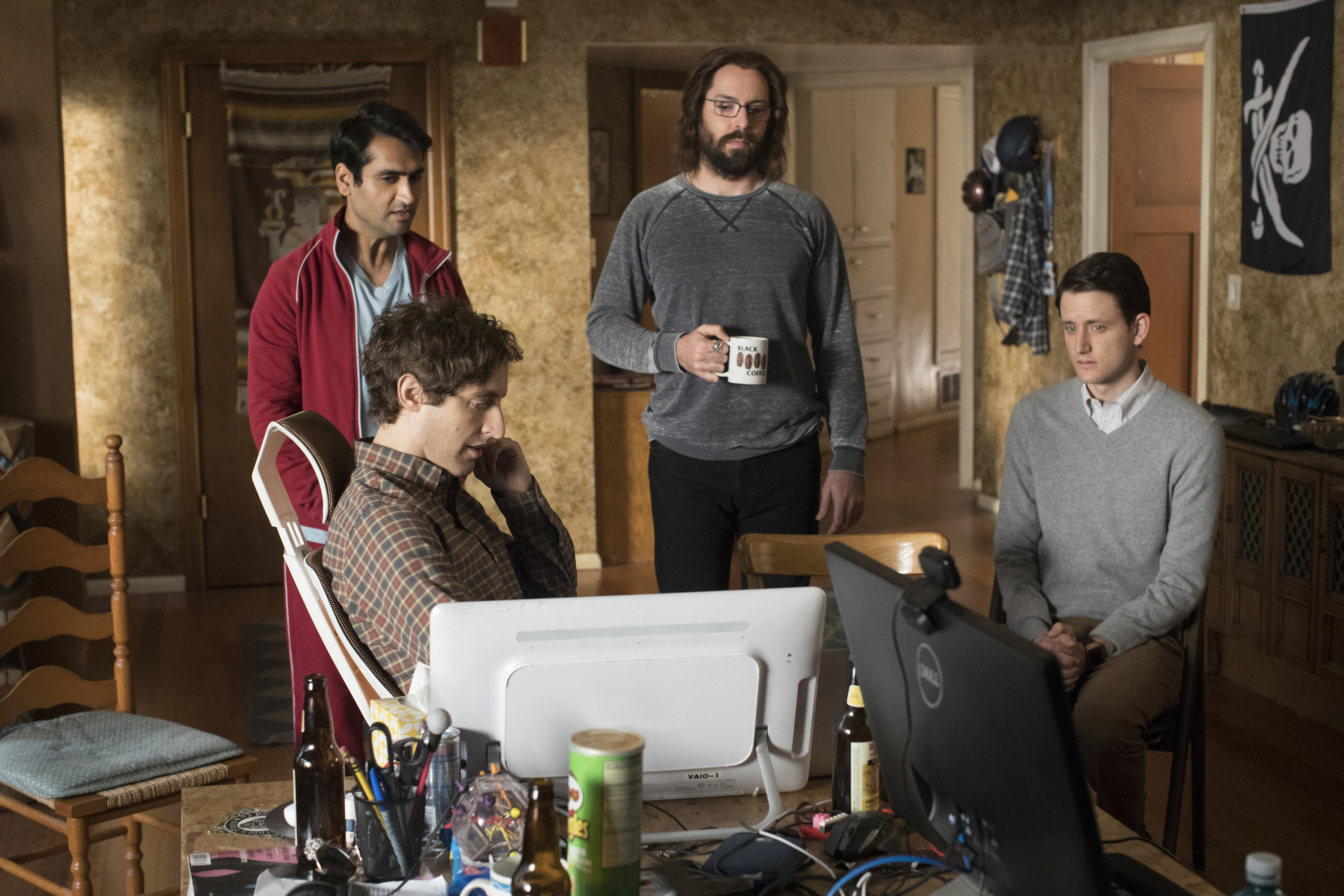 Imagem de: Silicon Valley: atitudes criminosas no trailer do último episódio da 4ª temporada