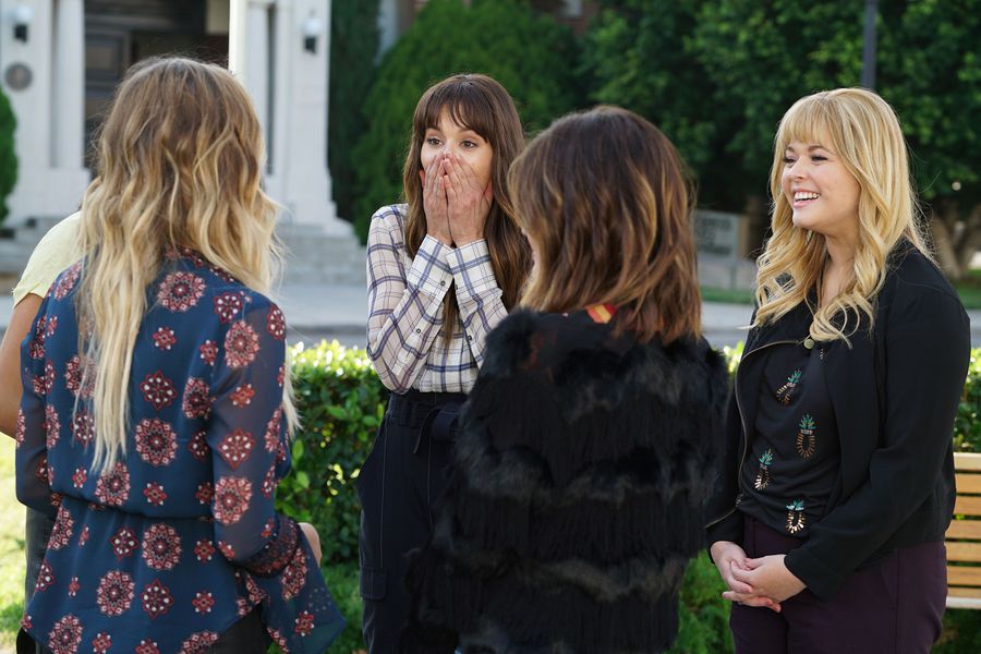 Imagem de: Pretty Little Liars: novas fotos e cenas do último episódio da série!
