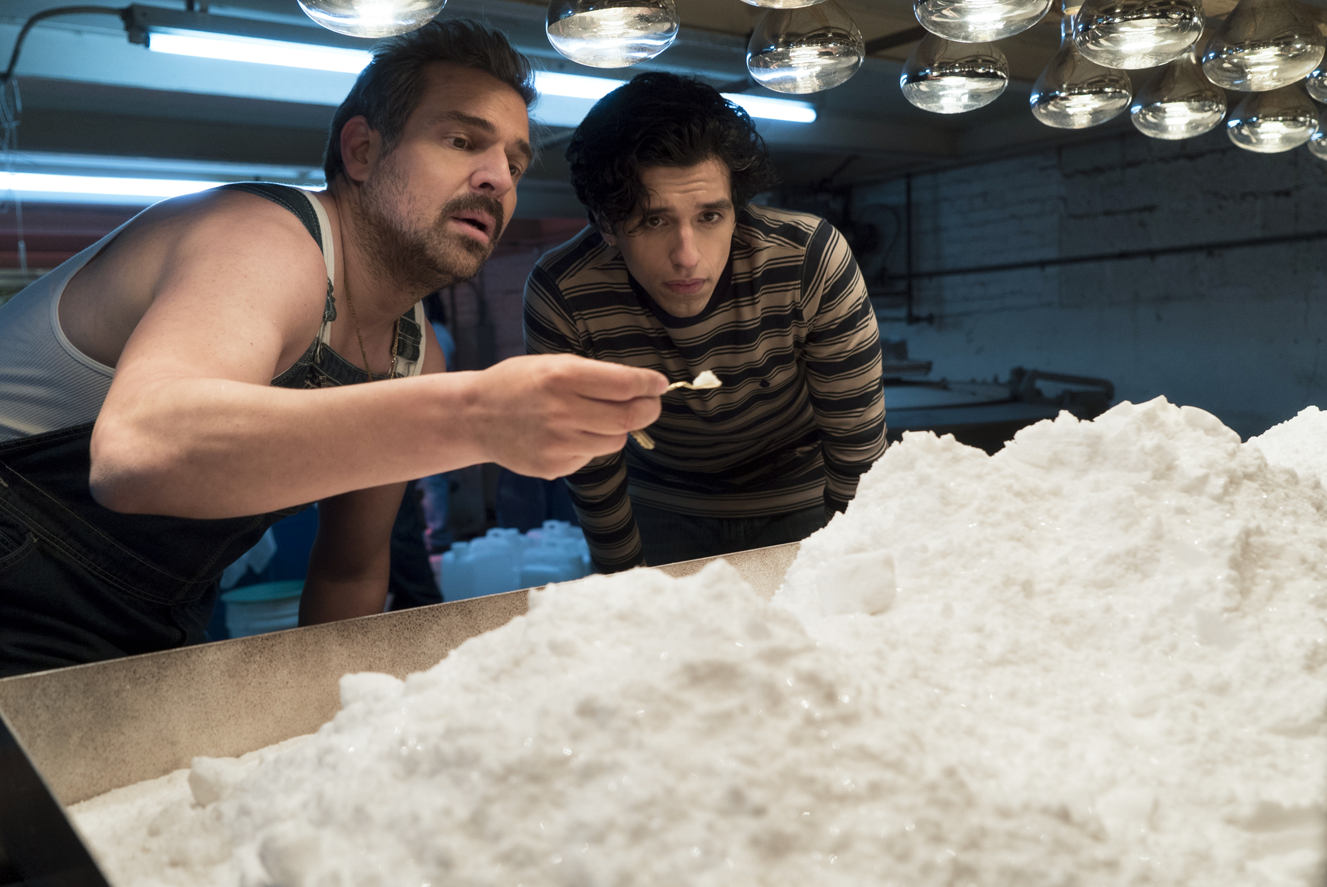 Imagem de: Narcos: 3ª temporada já está disponível na Netflix; confira sinopses dos episódios