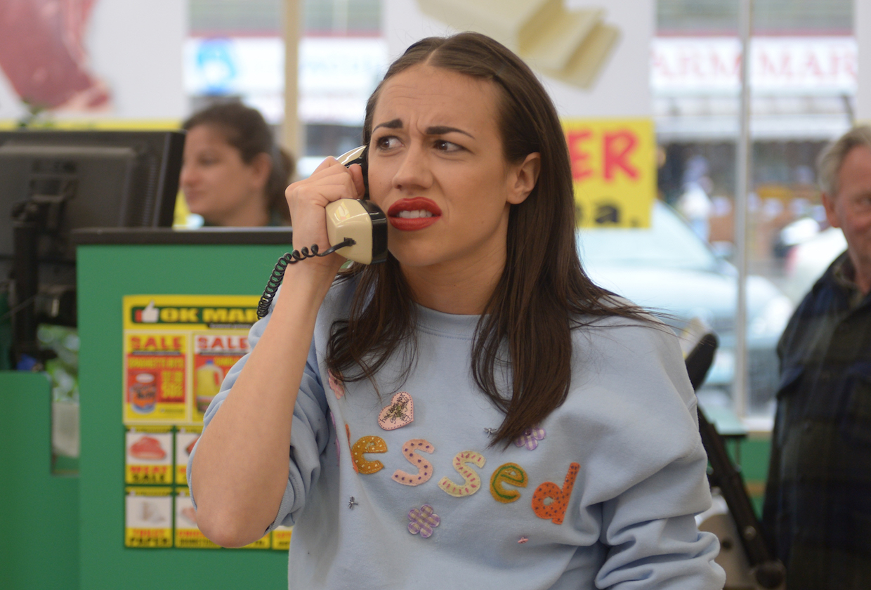 Haters Back Off é Cancelada Pela Netflix Após 2 Temporadas Minha Série