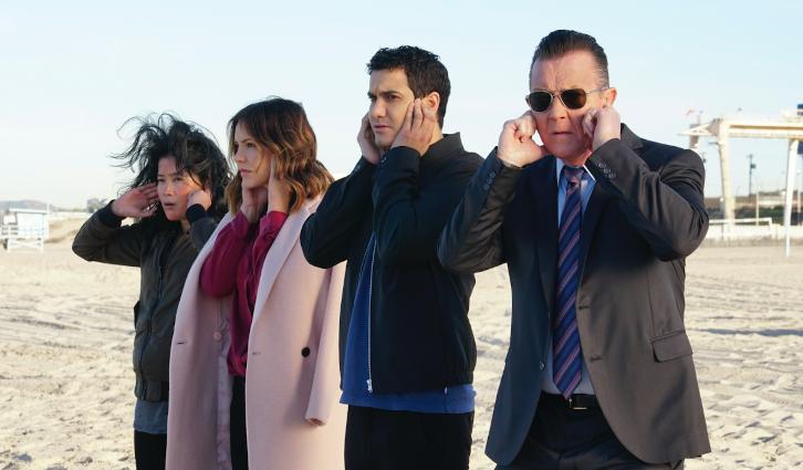 Imagem de: Scorpion: enfrentando um tsunami nas cenas do episódio 4x15