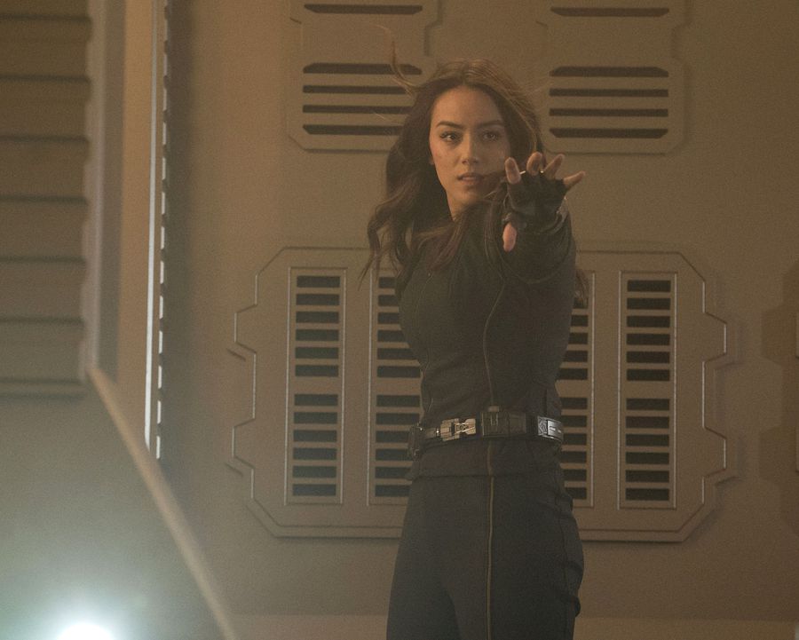 Imagem de: Agents of SHIELD: clima de despedida e fim do mundo no trailer da 5ª season finale