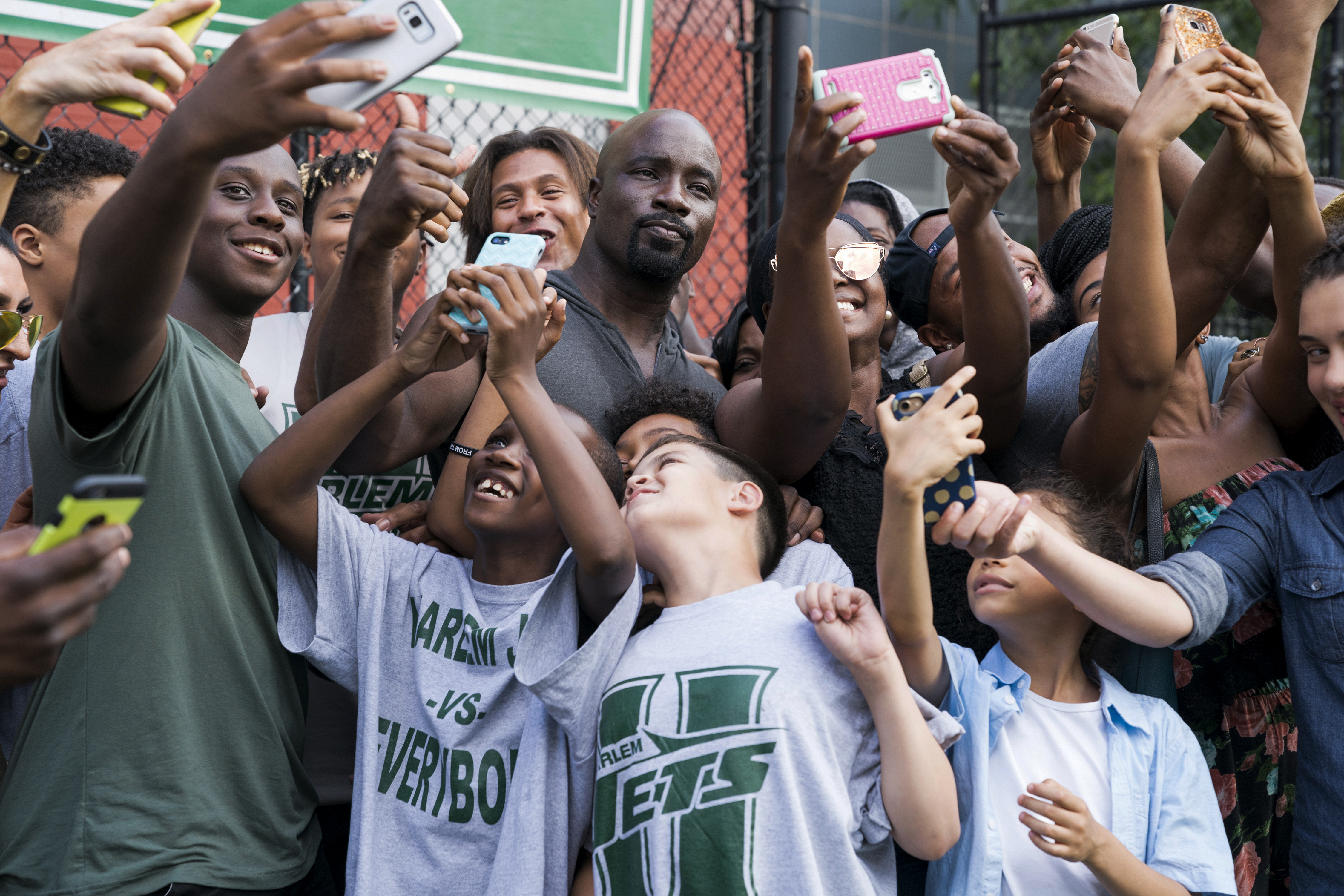 Imagem de: Luke Cage: 2ª temporada estreia na Netflix; sinopses e imagens dos episódios