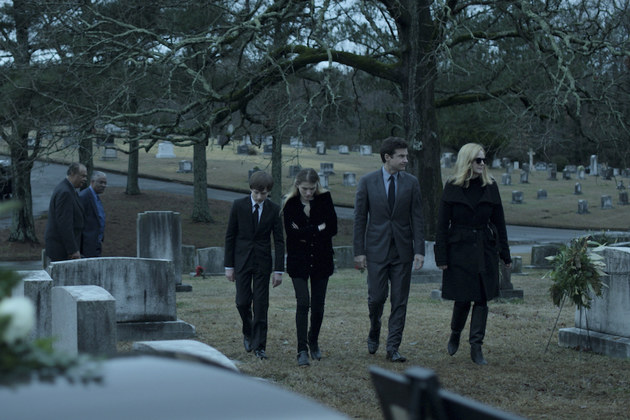 Imagem de: 2ª temporada de Ozark: trailer da Netflix destaca dívida e perigo