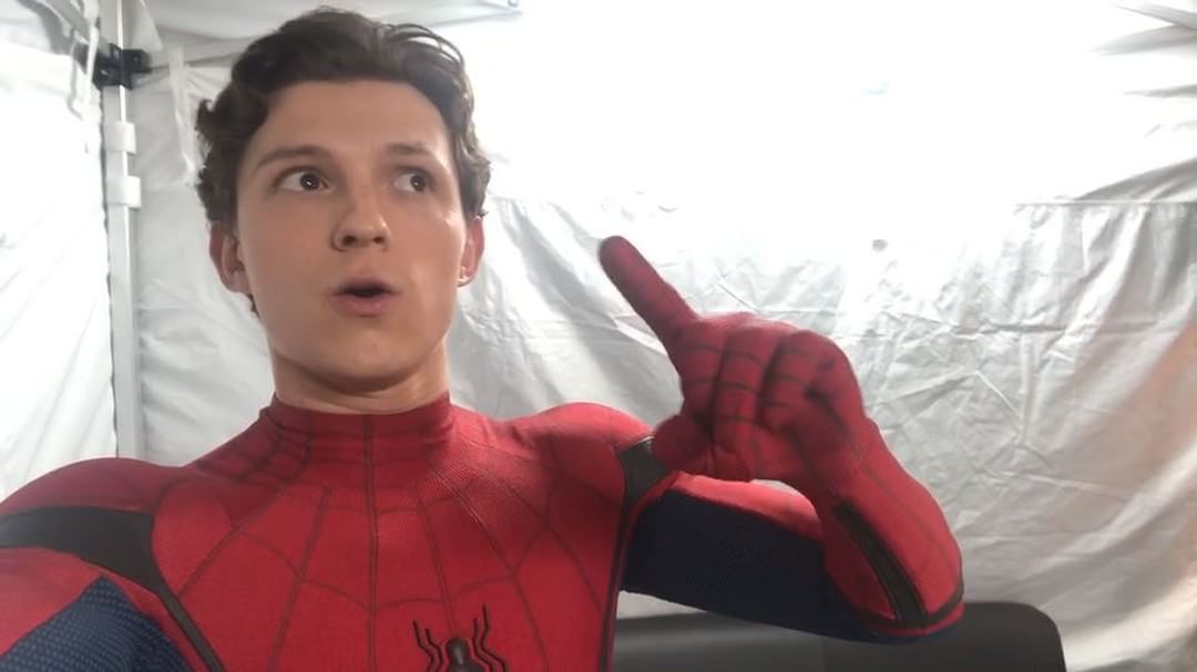 Imagem de: Homem-Aranha: terá Tom Holland revelado um spoiler em vídeo dos bastidores?