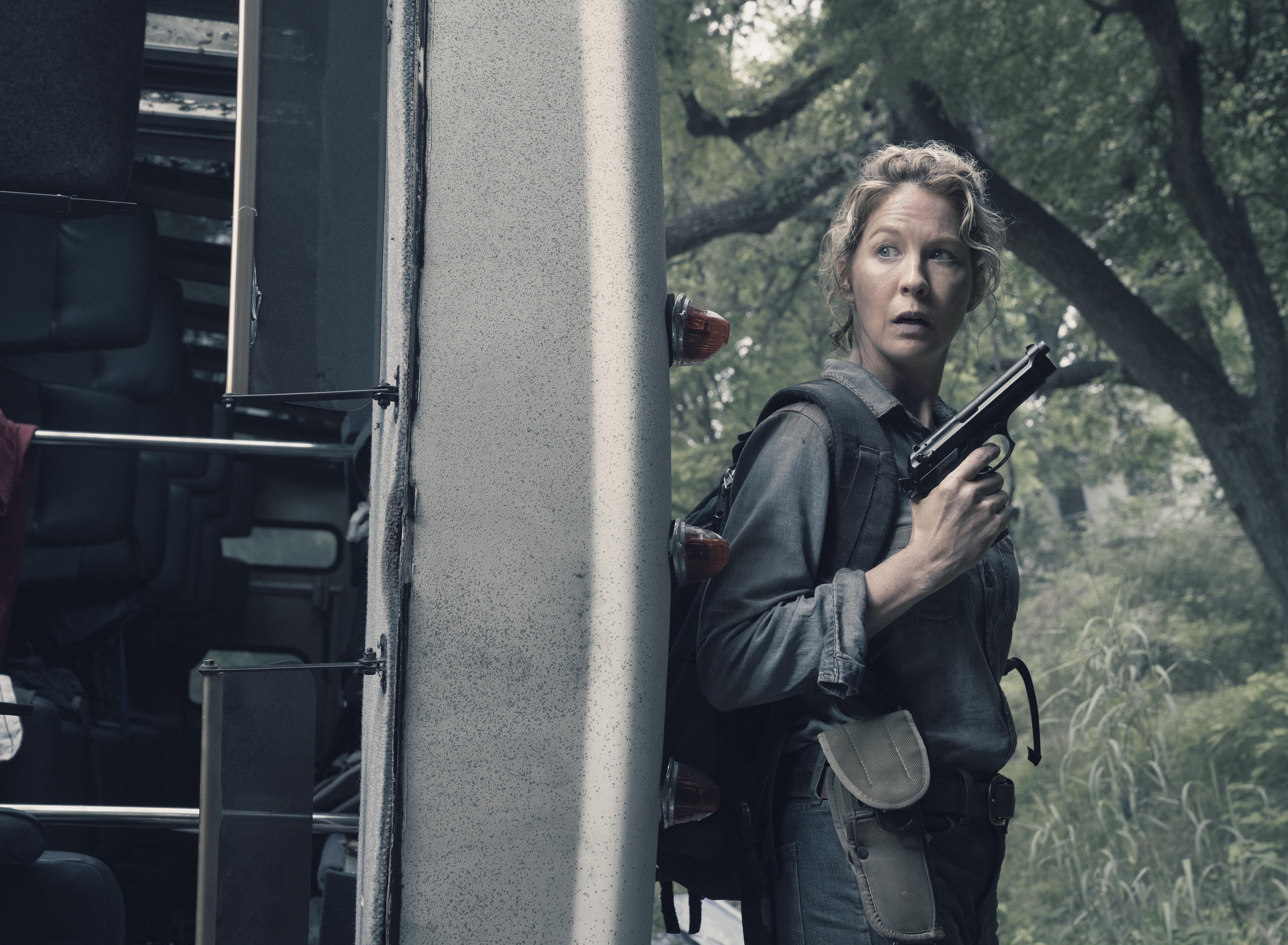 Imagem de: Fear the Walking Dead: Al, June e Morgan tentam se encontrar no trailer do episódio 4x12