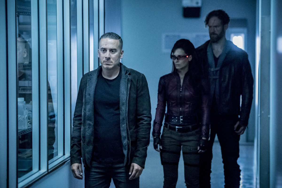 Imagem de: Arrow: nova ameaça de Diaz no trailer e fotos do episódio 7x03