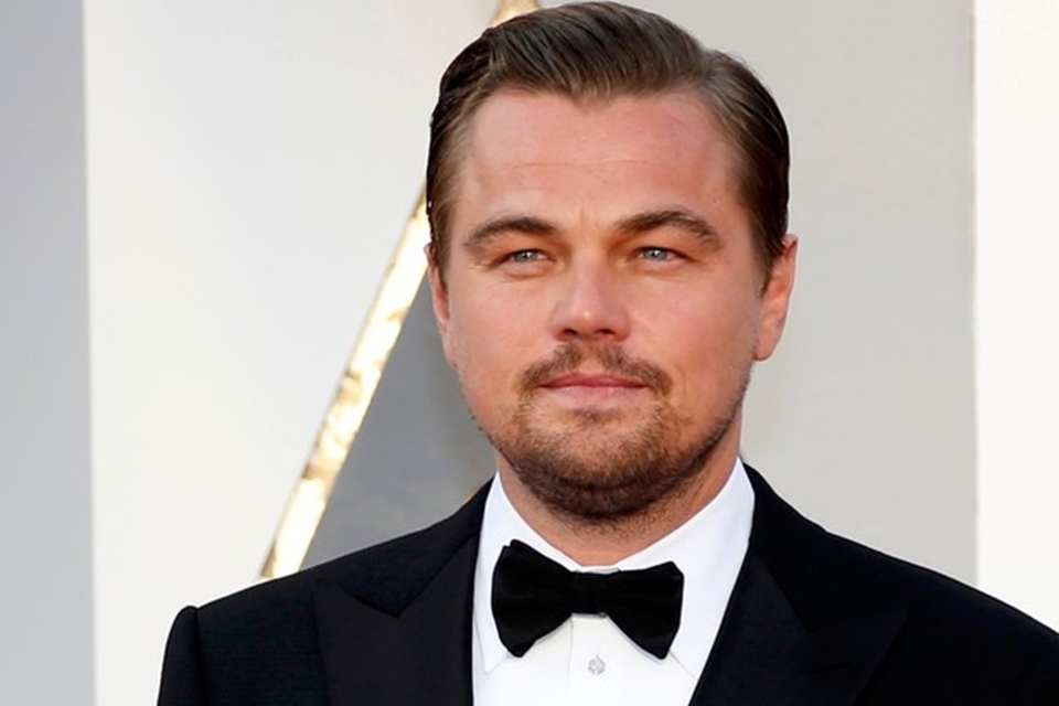 Imagem de: Por que Leonardo DiCaprio precisou devolver o Oscar de Marlon Brando?