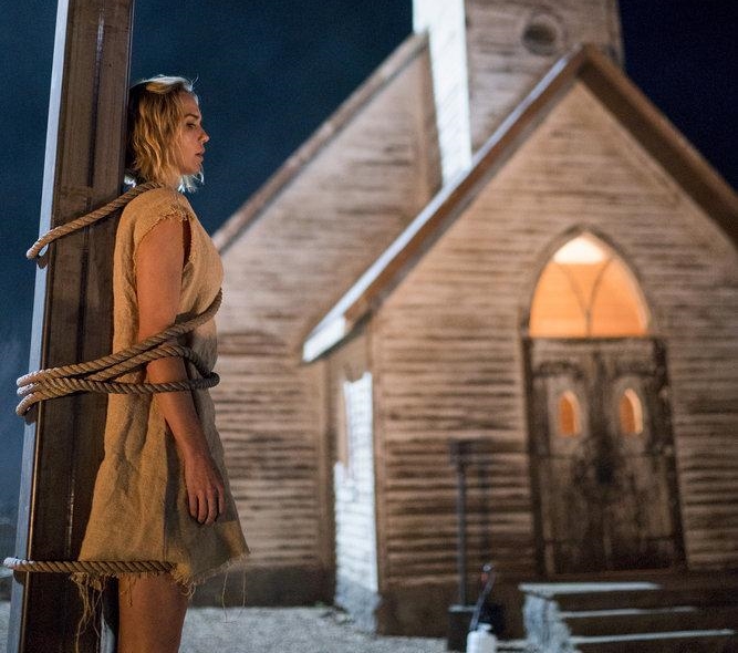 Imagem de: Midnight, Texas: batalha final contra o mal no trailer do último episódio da série