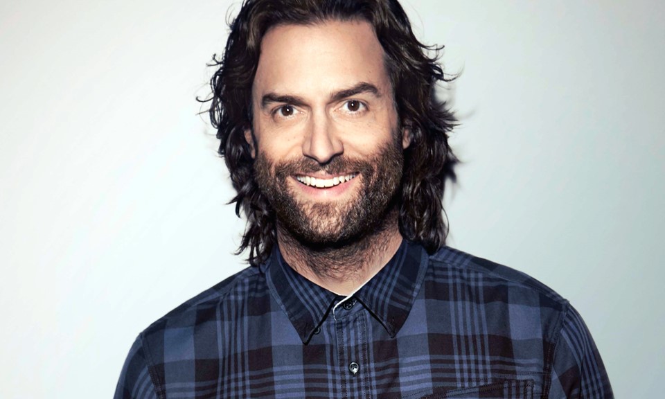 YOU: comediante Chris D'Elia está no elenco da 2ª ...