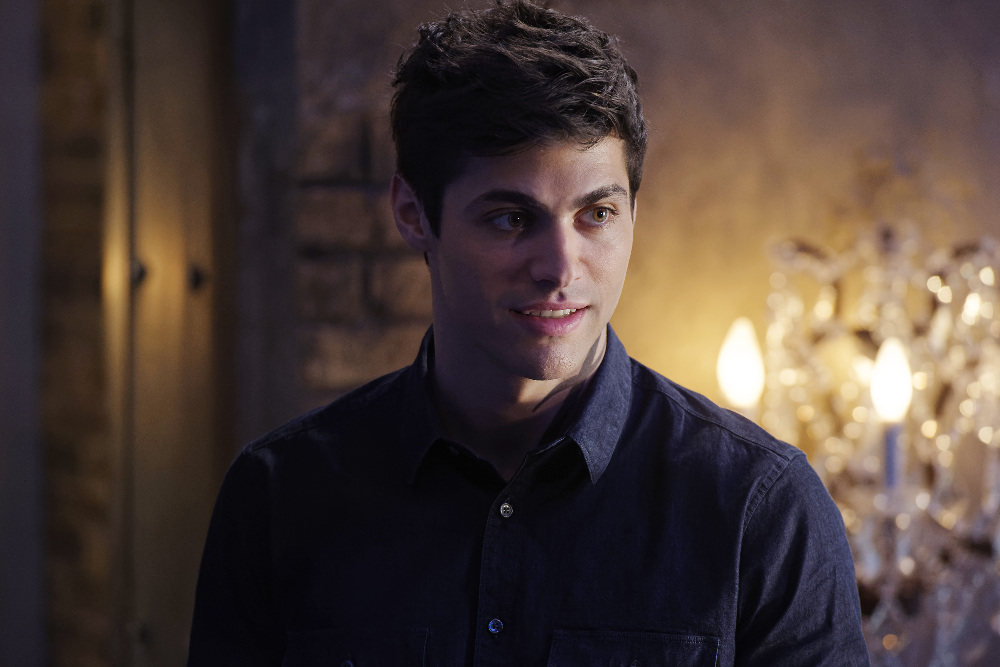 Imagem de: Shadowhunters: pedido de casamento e mais nas cenas do episódio 3x17