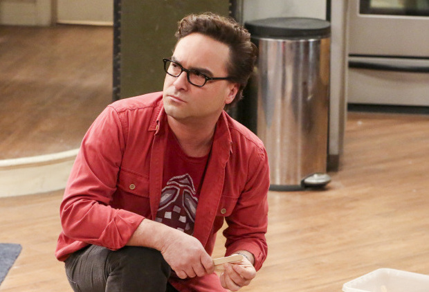 Imagem de: Big Bang Theory: Leonard muda de atitude no episódio 12x20 (trailer e cenas)