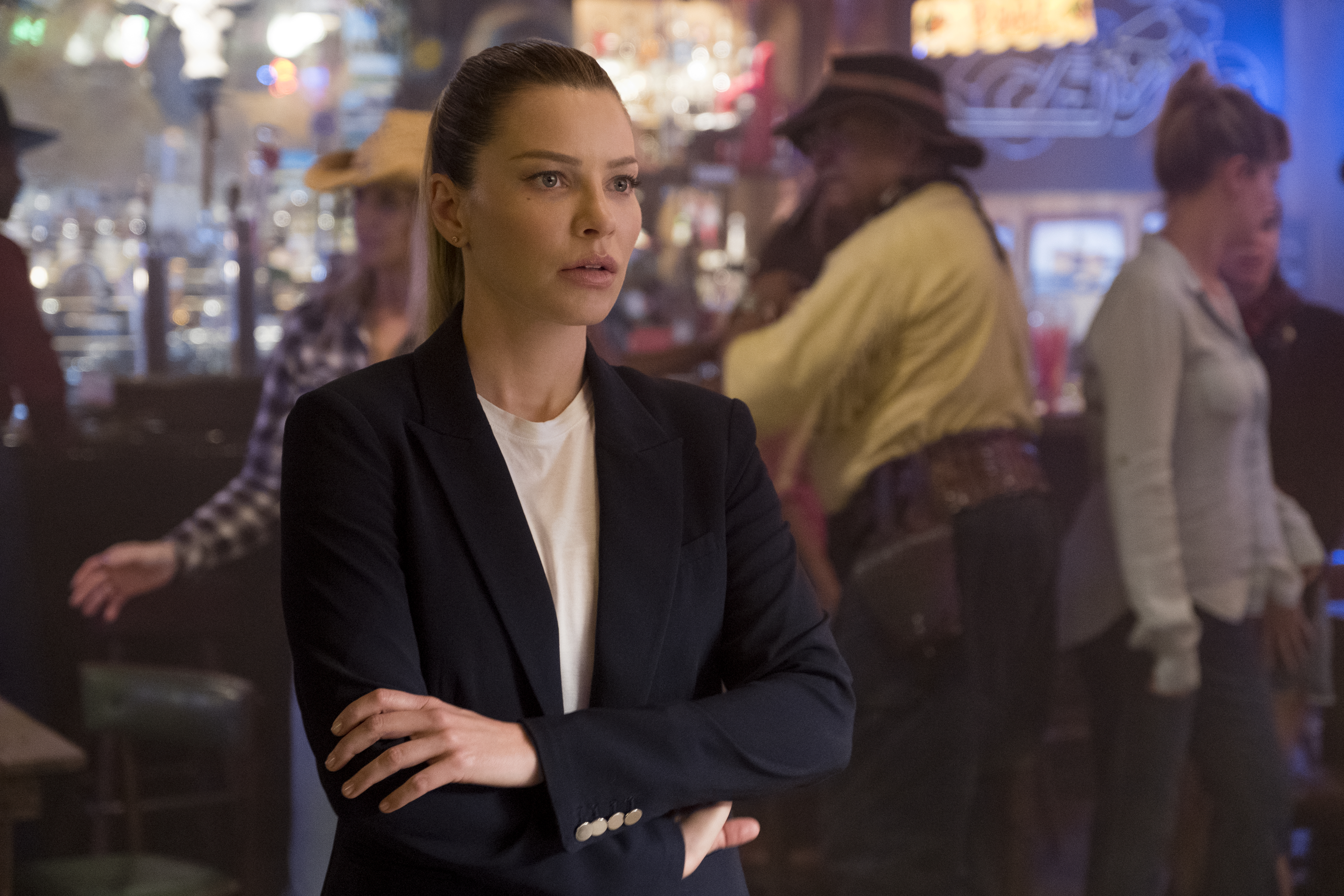 Imagem de: Lucifer: 4ª temporada começa com reação surpreendente de Chloe (SPOILERS)