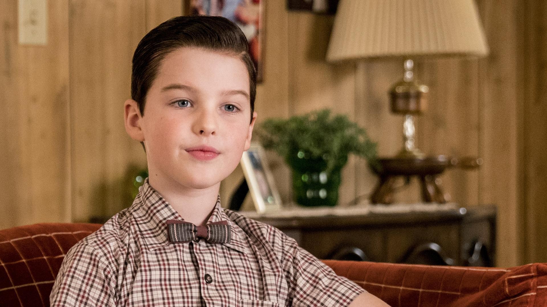 Imagem de: Young Sheldon: prêmio Nobel no final da 2ª temporada (trailer e cenas)