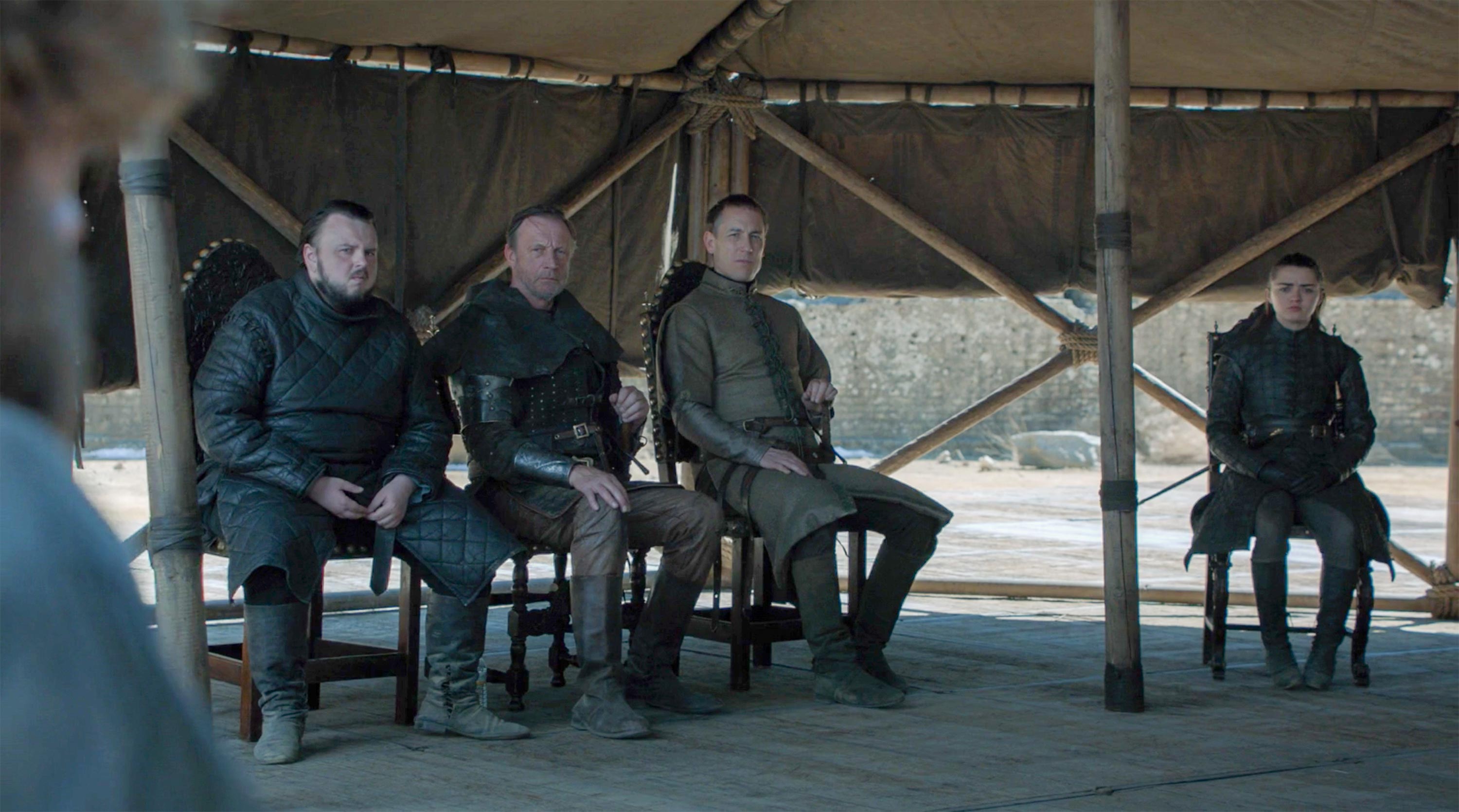 Imagem de: De novo, Game of Thrones: garrafa d’água vaza na series finale