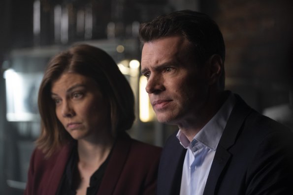 Imagem de: Whiskey Cavalier: relação da dupla no trailer do último episódio