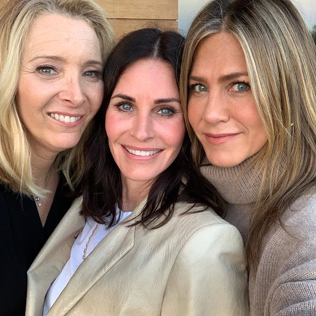 Imagem de: Friends: atrizes se reencontram no aniversário de Courteney Cox