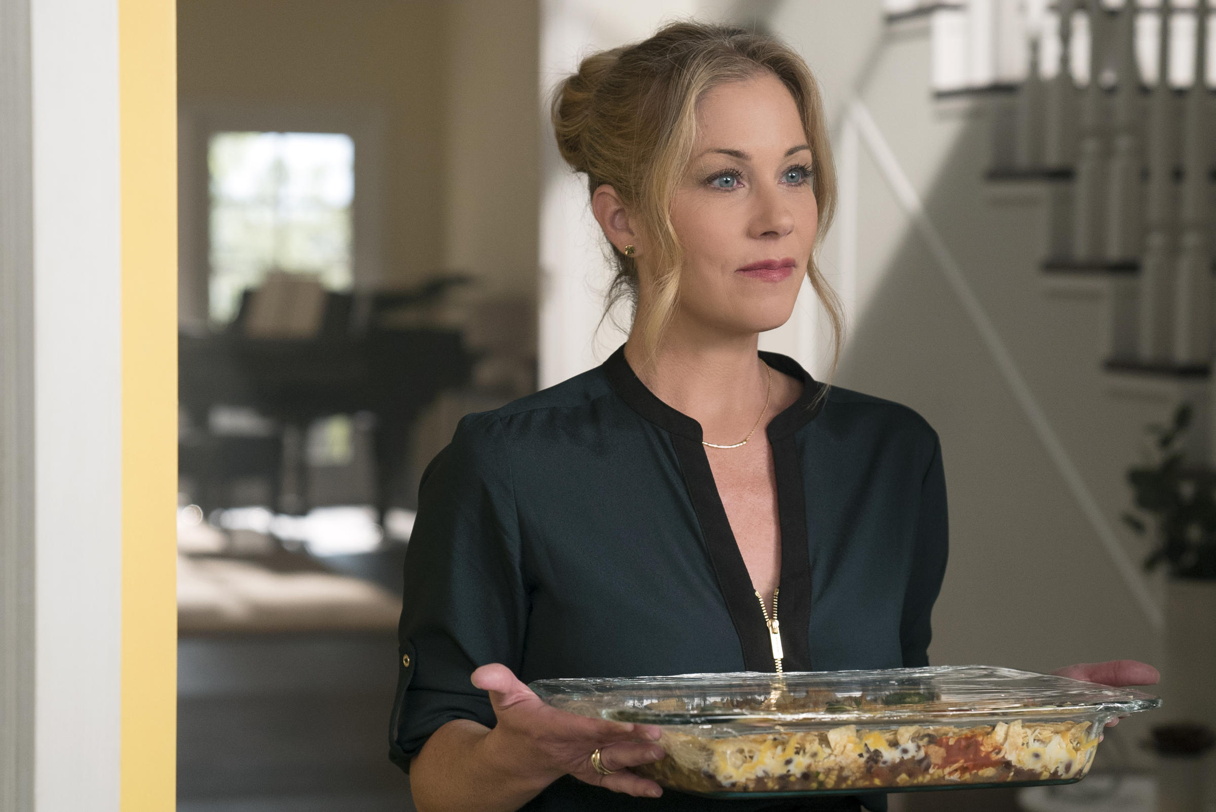 Imagem de: Christina Applegate comenta indicação inesperada ao Emmy 2019