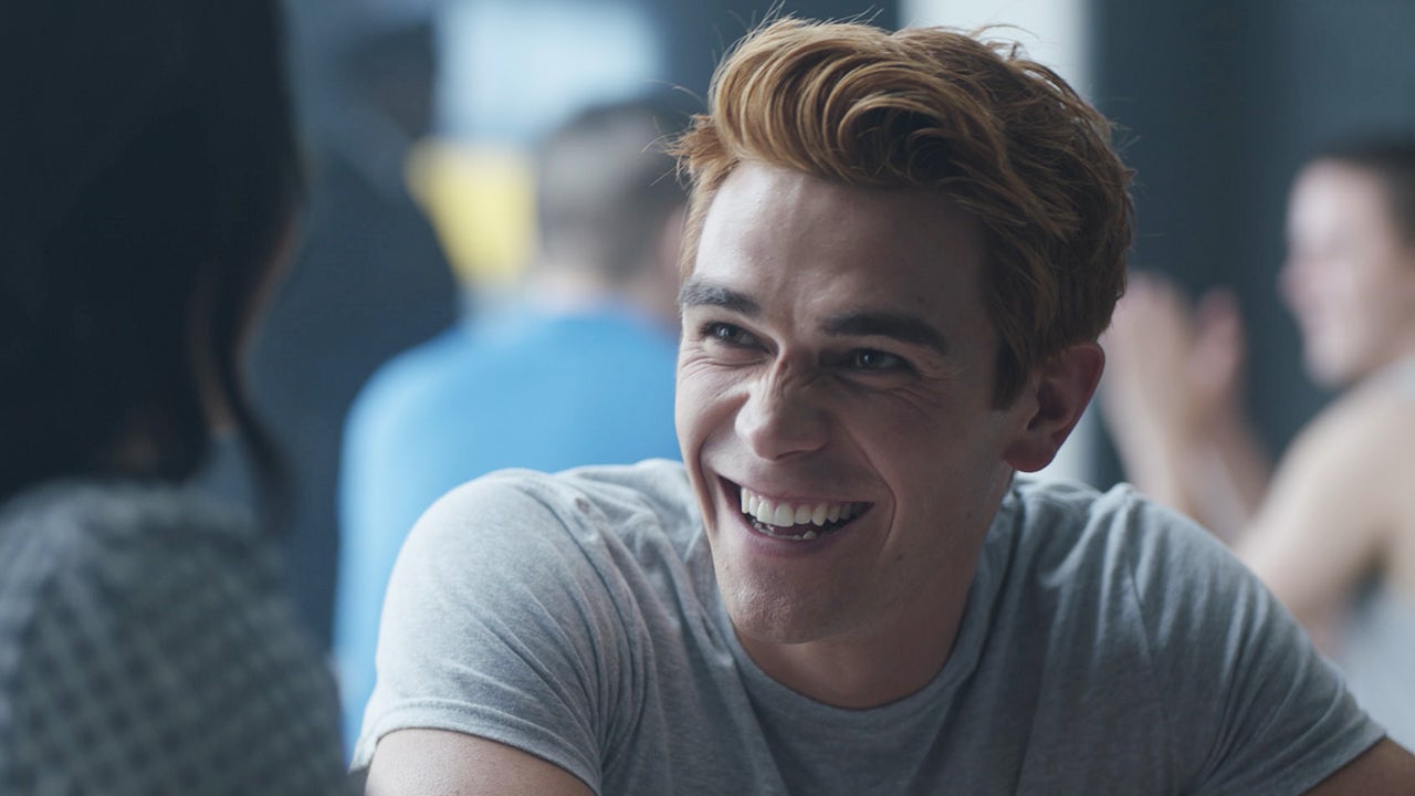 Imagem de: Riverdale: assista aos erros de gravação da 3ª temporada (vídeo)